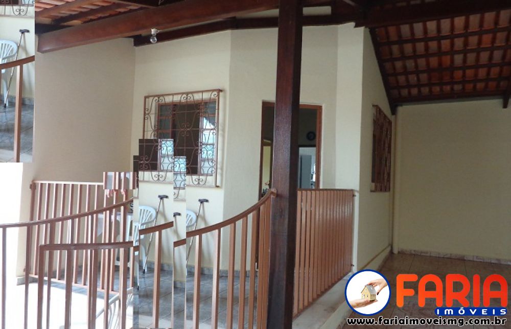 143 - Casa à venda no bairro VILA FERREIRA - Faria Imóveis 2