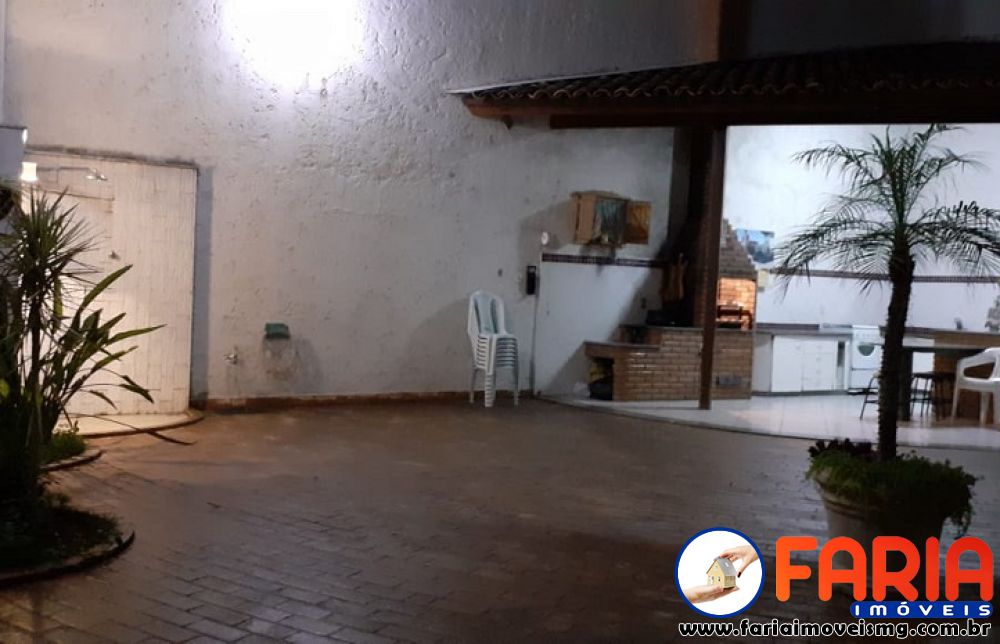 273 - Casa à venda no bairro CASTELO BRANCO - Faria Imóveis 6