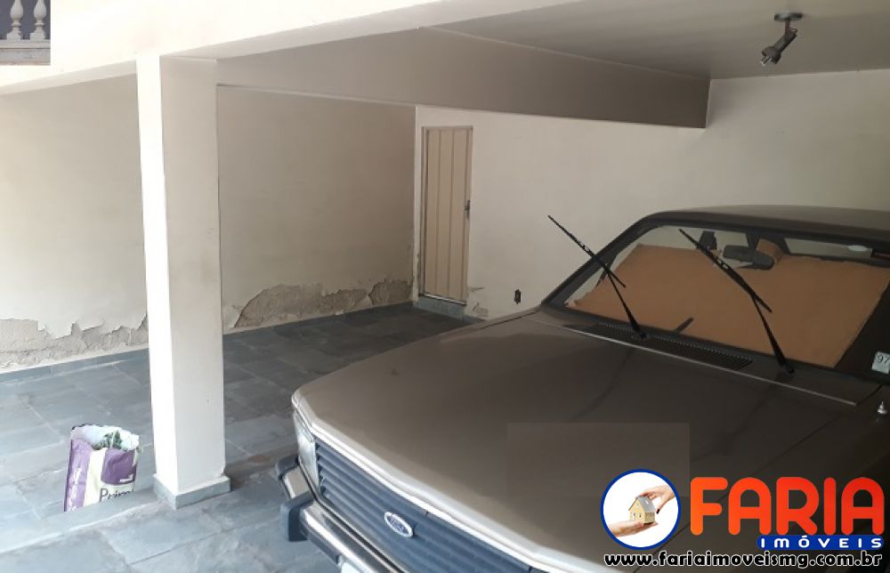 360 - Casa à venda no bairro CENTRO - Faria Imóveis 1