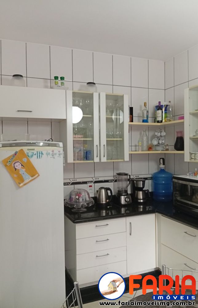 391 - Casa &agrave; venda no bairro PROVIDÊNCIA - Faria Im&oacute;veis 9